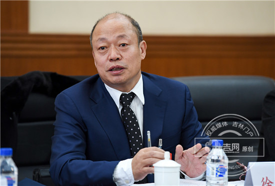 Xu Jinbo: Solve real problems for private enterprises