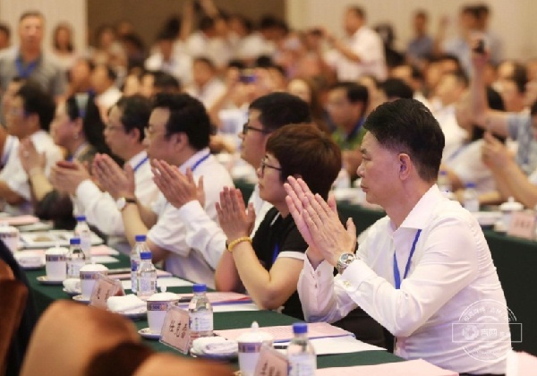 Cooperation declaration inked at 3rd World Conference of Jilin Merchants