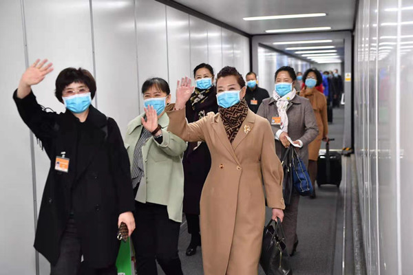 Jilin deputies arrive in Beijing